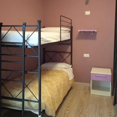 Hostel Ostello La Sosta *